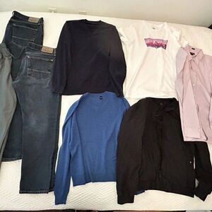 Men’s Clothing LOT, Size Large, 8 pieces